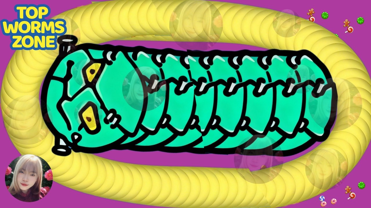 🍭Epic Candy Hunt with a Giant Worm 🐍🍭