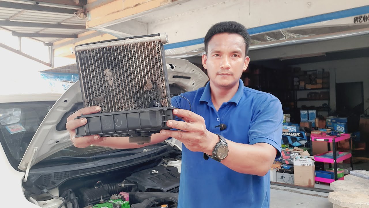 วิธีถอดคอยล์เย็น และ วิธีประกอบกลับ ไม่ต้องถอดรื้อคอนโทรล วิธีแวคคั่มเติมน้ำยา Nissan Tiida  2007
