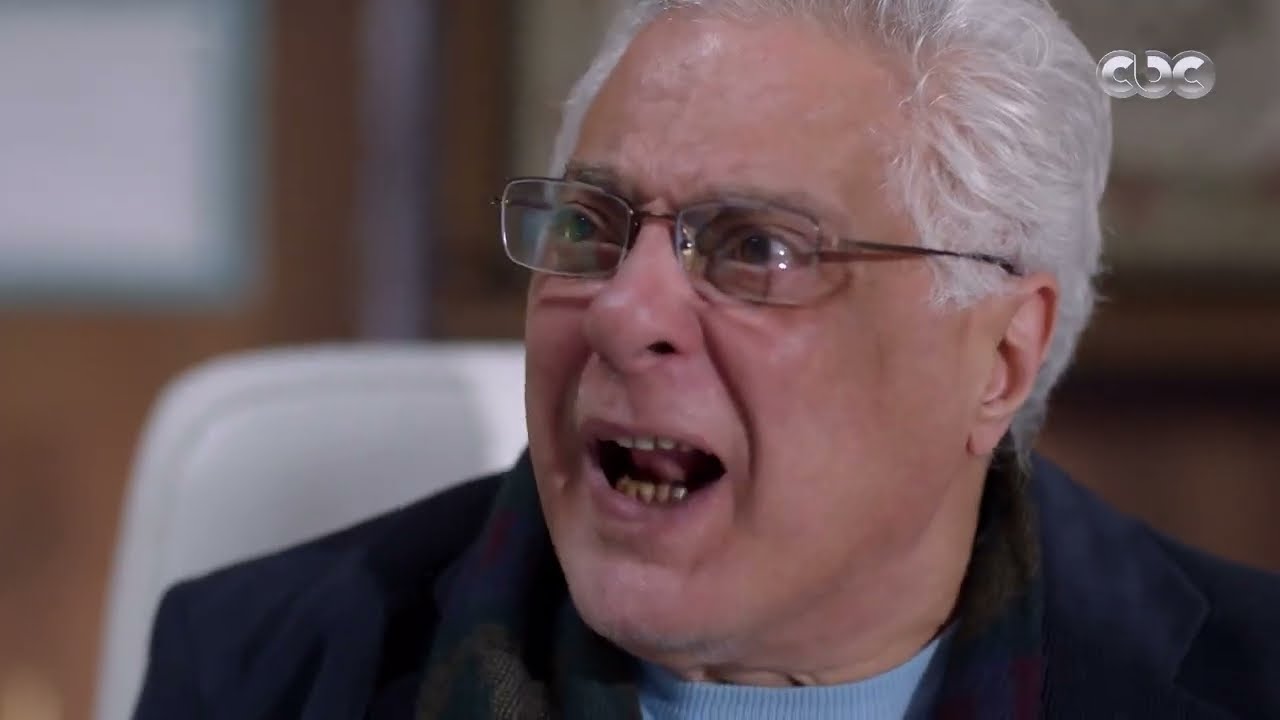 مسلسل يوتيرن| مشهد مؤثر للفنان توفيق عبد الحميد.. ابنه الجاحد اعتدى عليه بأسلوب قاسي