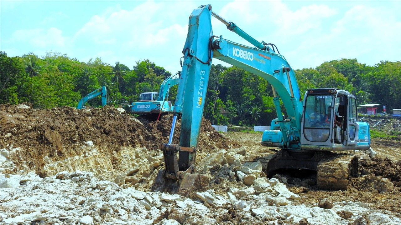 Epic Earthmoving! Excavator & Dozer Conquer Massive Tough Terrain for School Project