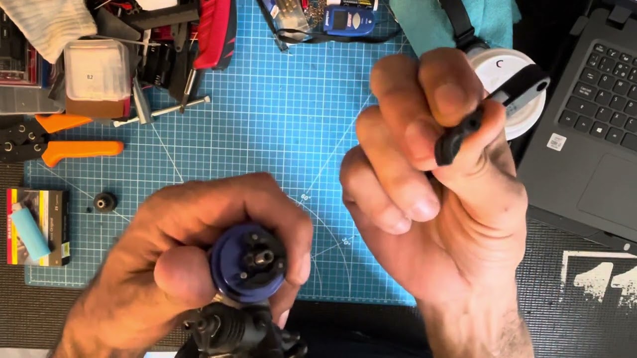 How to use a nitro rc clutch tool. #rc #racing