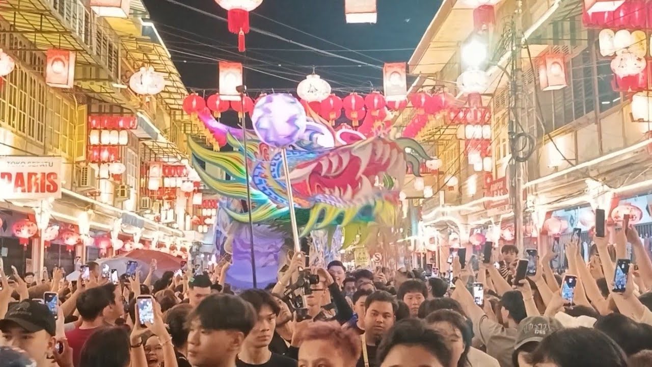 Spektakuler singkawang menjelang cap go meh 2026