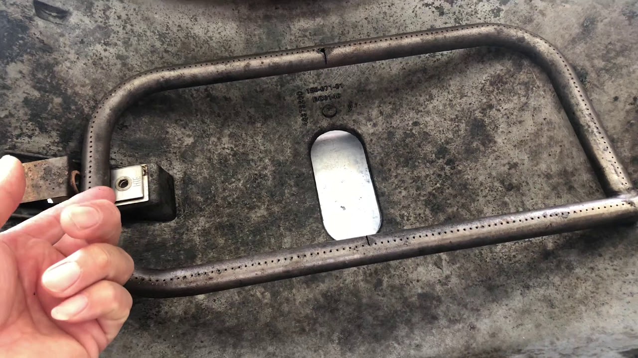 Webber Q2000/Q2200 Igniter, burner tube and cradle replace.