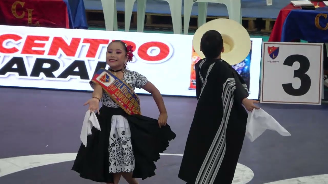 Flavia Martinez e Italo Otiniano. Campeones PreInfante. 1ra Final Mundial de Marinera 2025