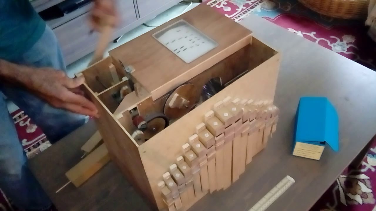John Smith Senior 20 Busker Organ playing Hoempa arranged by Melvyn Wright .