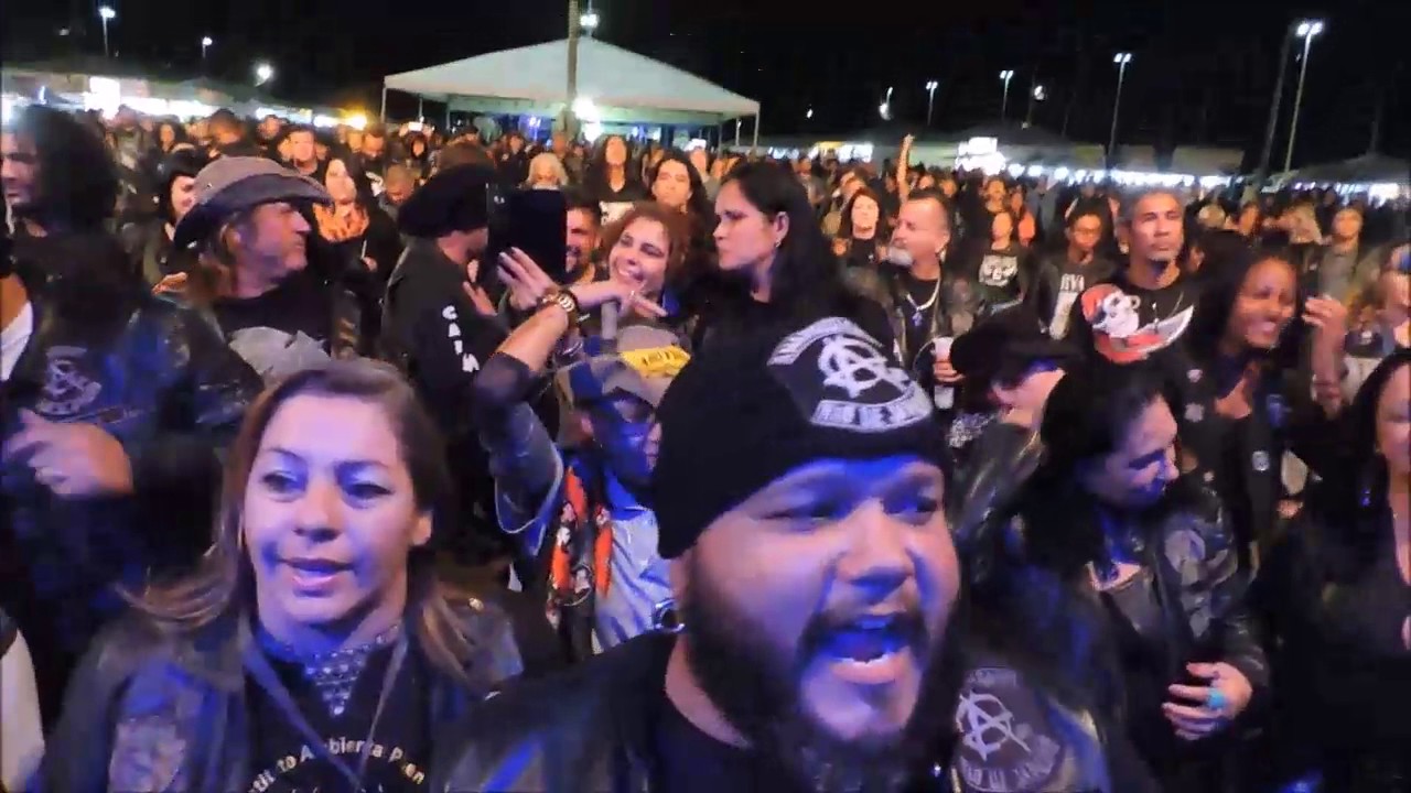 BANDA CILINDRADA NO 1º CABO FRIO MOTO ROCK