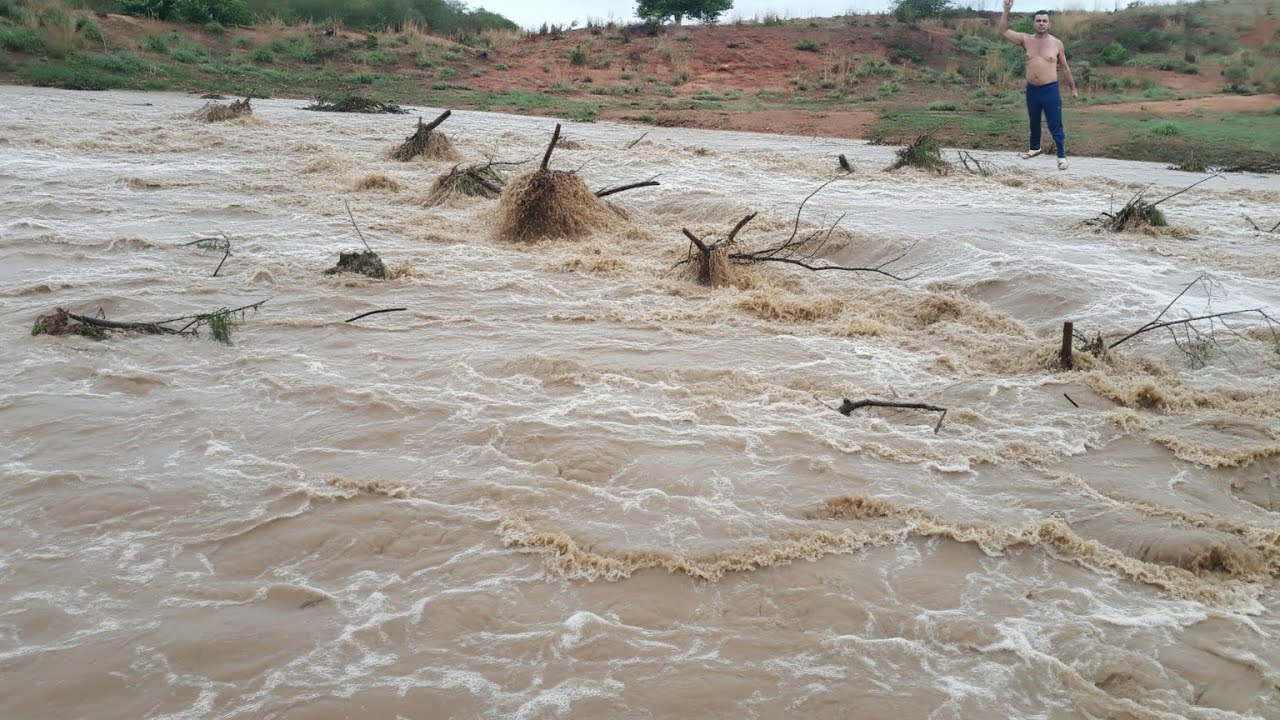 OS RISCOS DOS AÇUDES ESTOURA COM AS FORTES CHUVAS DO CEARA 