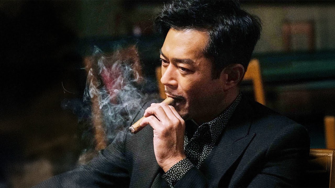“谁敢碰毒品，我就剁了谁！”顶级富豪悬赏1亿通缉毒贩，不料却反被其悬赏暗杀！一口气看完《扫毒2：天地对决》