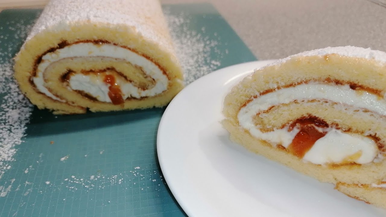 Ρολό παντεσπάνι με μαρμελάδα βερίκοκο και κρέμα τυριού  / Η συνταγή στη περιγραφή / Εύκολο γλυκάκι 😋