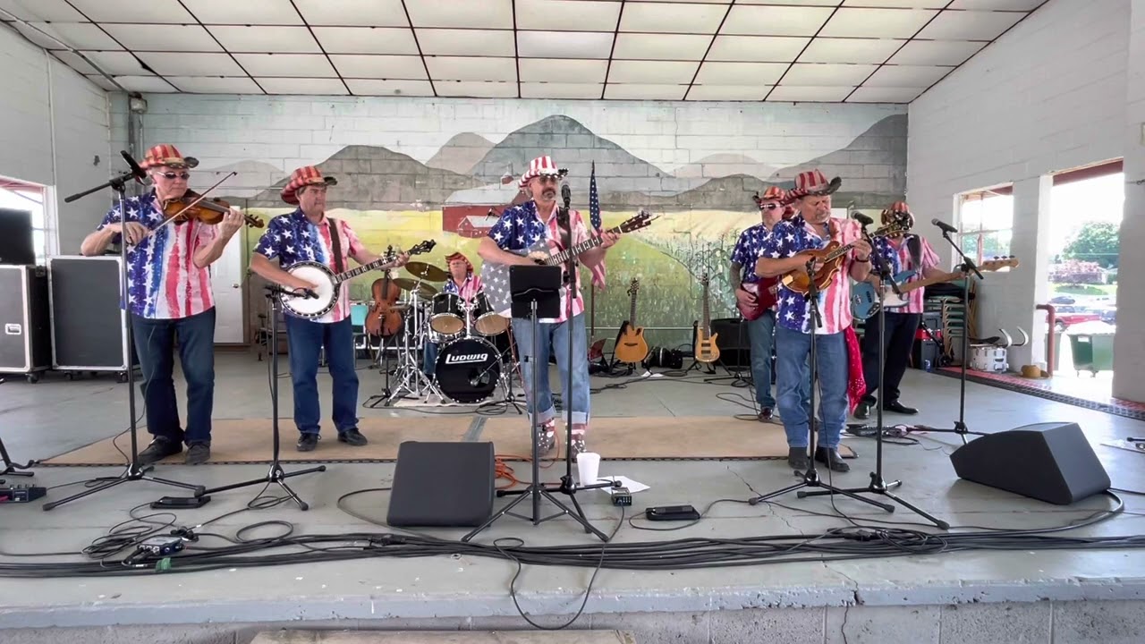 The Ballad of the Green Beret - Dave Kline & The Mountain Folk Band