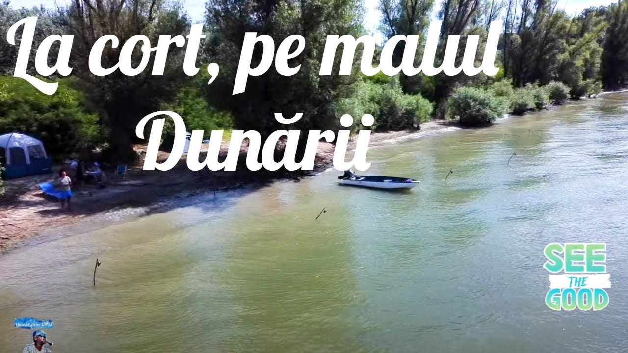La cort, pe malul Dunării
