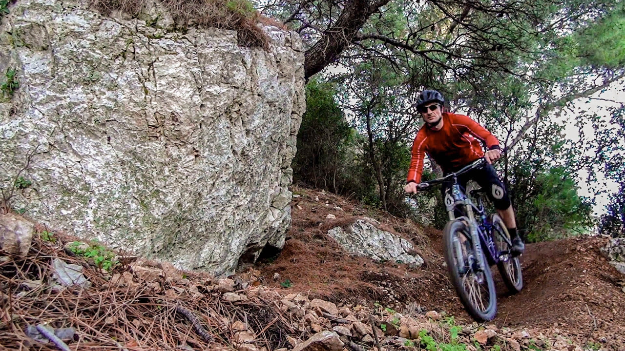 Greece-Athens Enduro mtb 3 - Kona Coilair