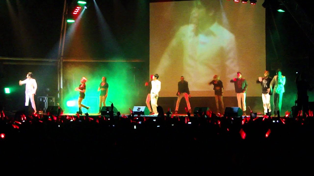 JYJ Concert in Barcelona - Be my girl Remix (29-10-2011)