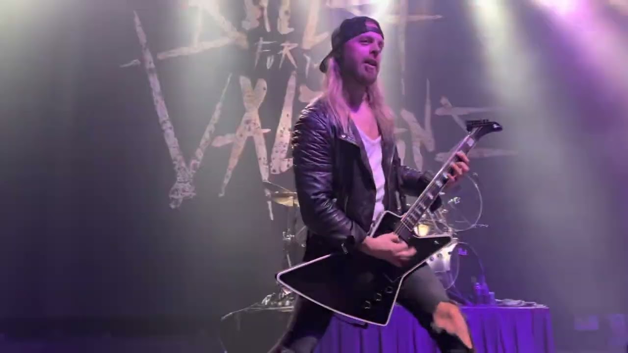Hearts Burst Into Fire - Bullet For My Valentine live 2023
