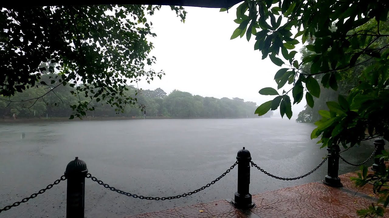 Walking in Heavy Rain | Rain walk Hujan | Rain Sounds for Deep Sleep and Meditation