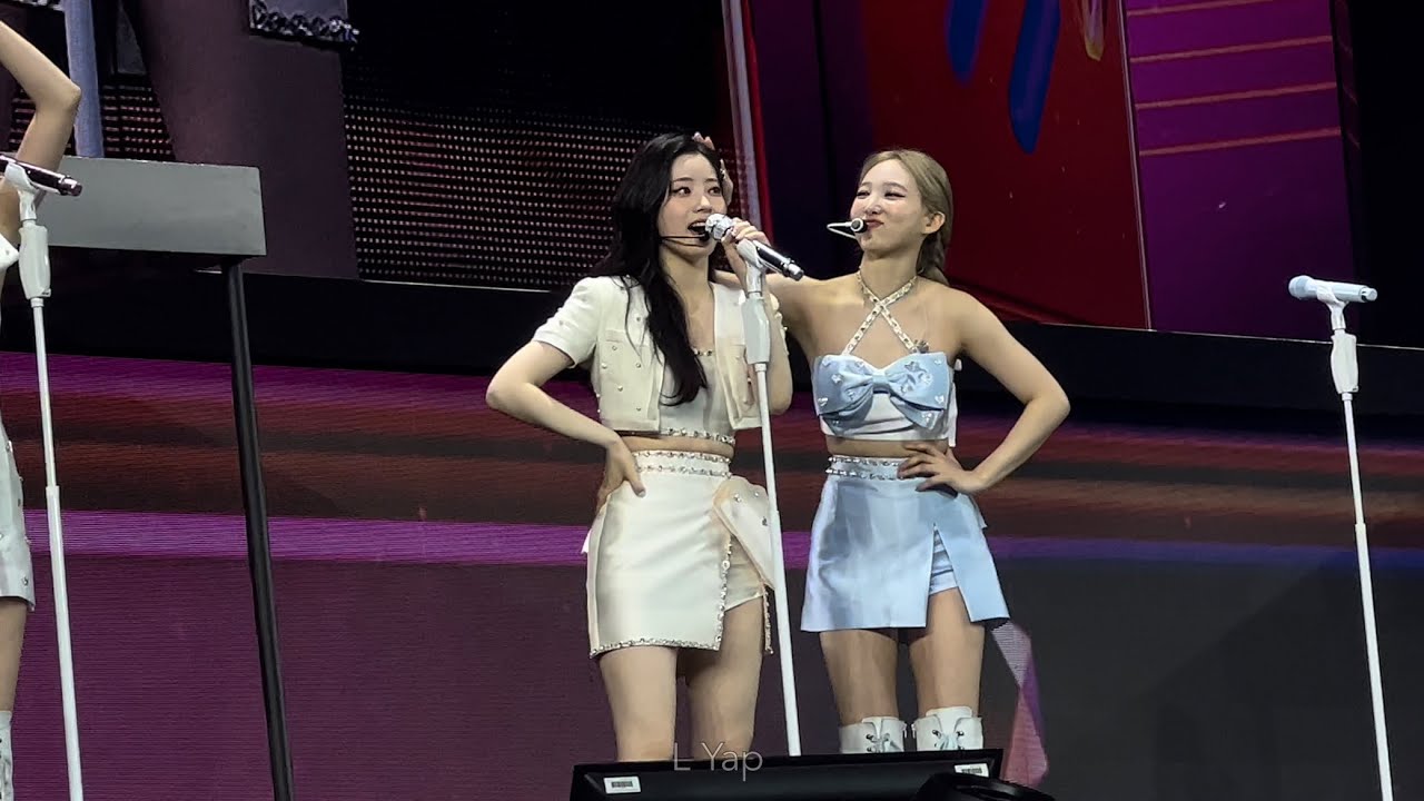 TWICE - MOONLIGHT 4K60 Fancam @ Twice 4th World Tour III Los Angeles Encore Show Day 2