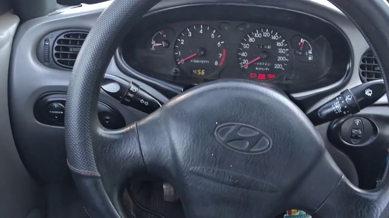 HYUNDAI ELANTRA 2000 (FALLA INTERMITENTE)
