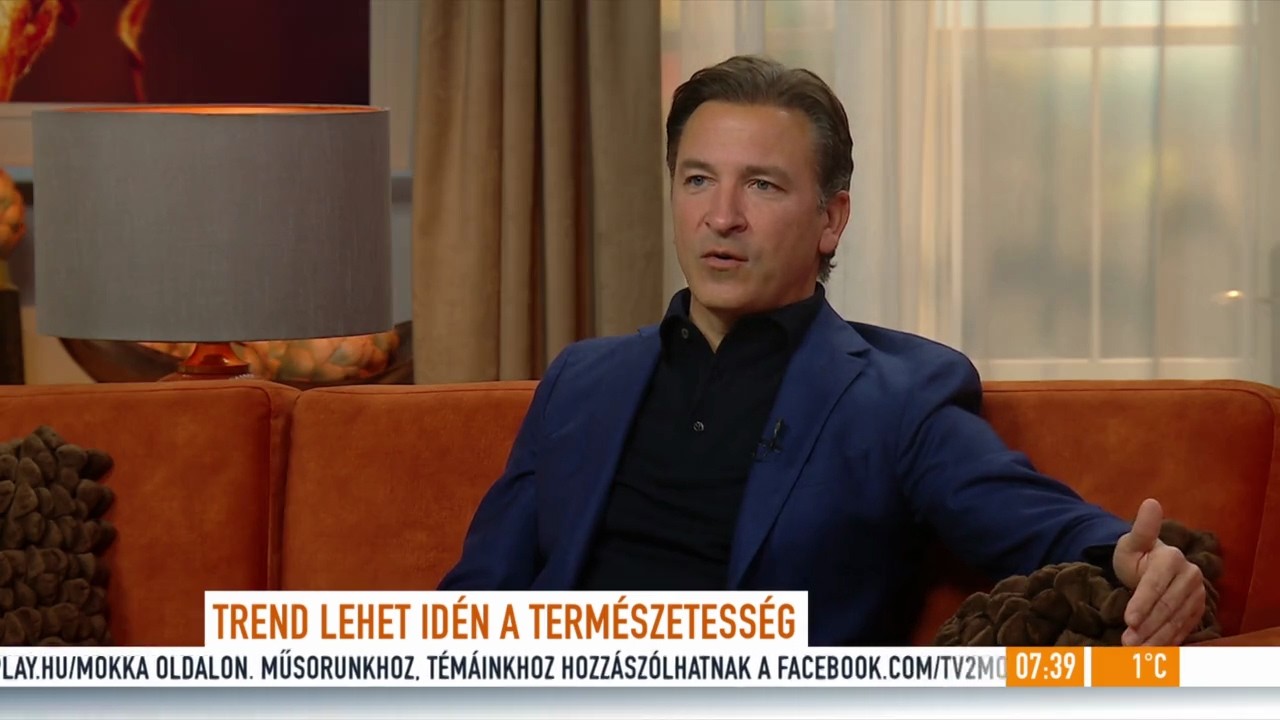 Visszatérhetnek idén a kerek fenekek? Trend lehet 2026-ban a természetesség