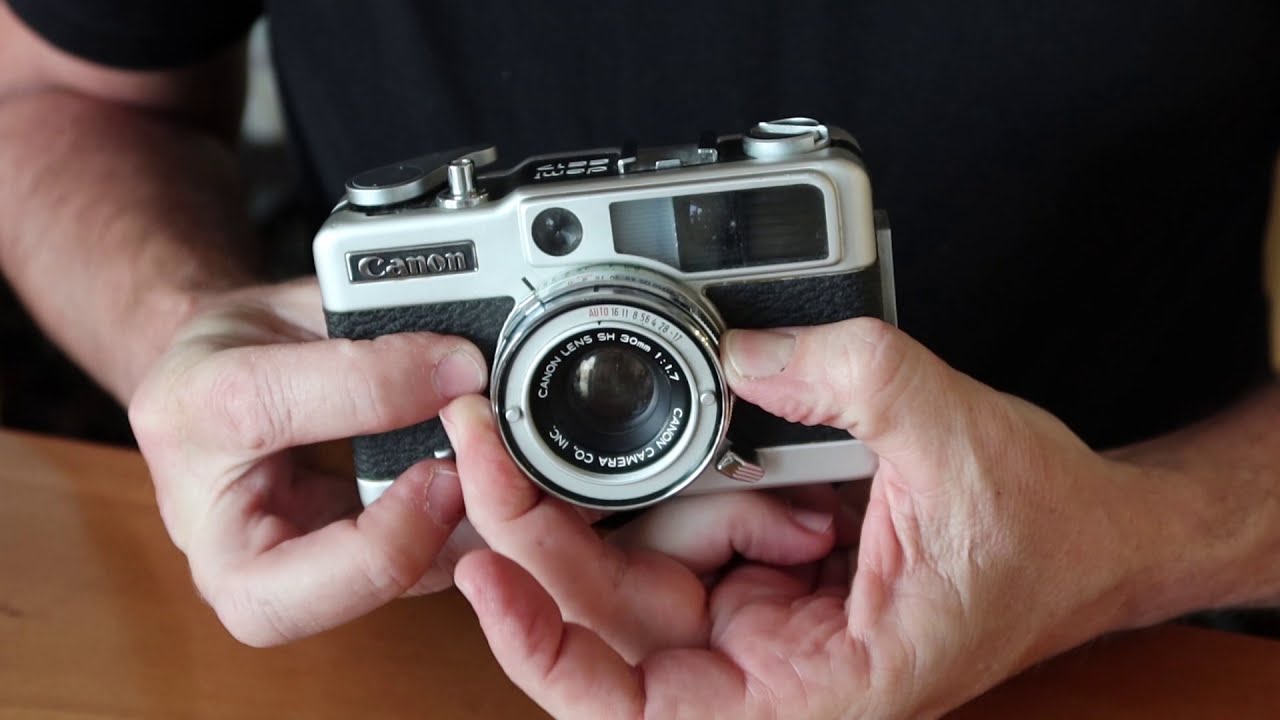 Canon Demi EE17 Camera