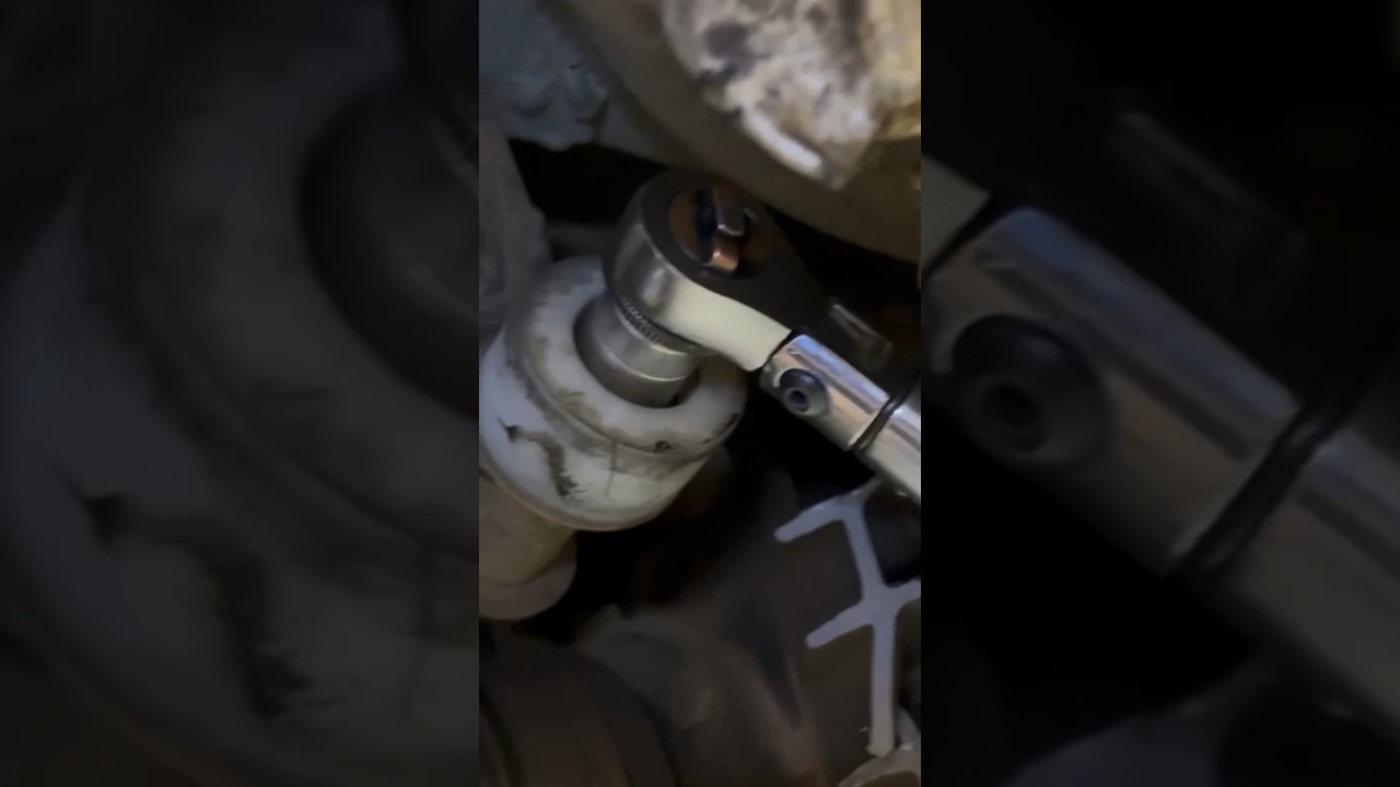 PSA:  Don&rsquo;t Use Condor Bushings! Video drops today on bulletproofing your e36 diff and axles! #e36
