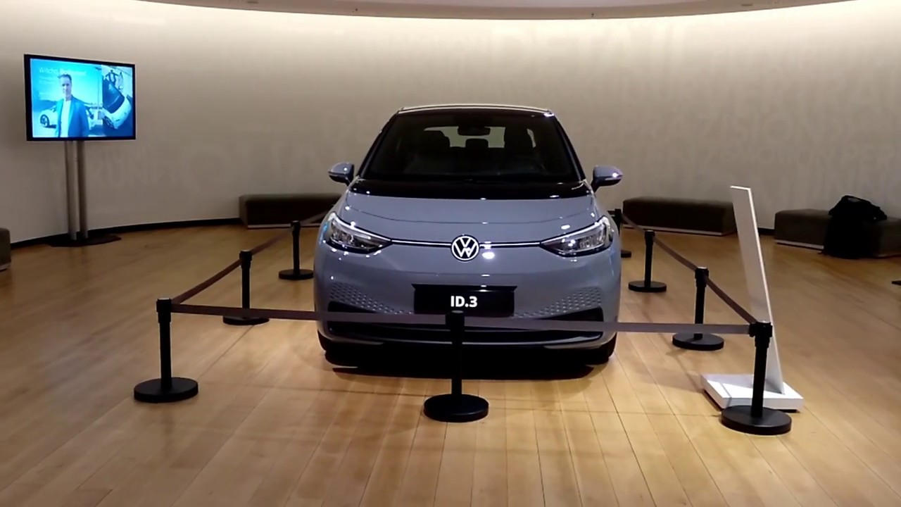 VW ID. 3 Gl&auml;serne Manufaktur Dresden - HUD, Preis, Auslieferung, Probefahrten, 1st