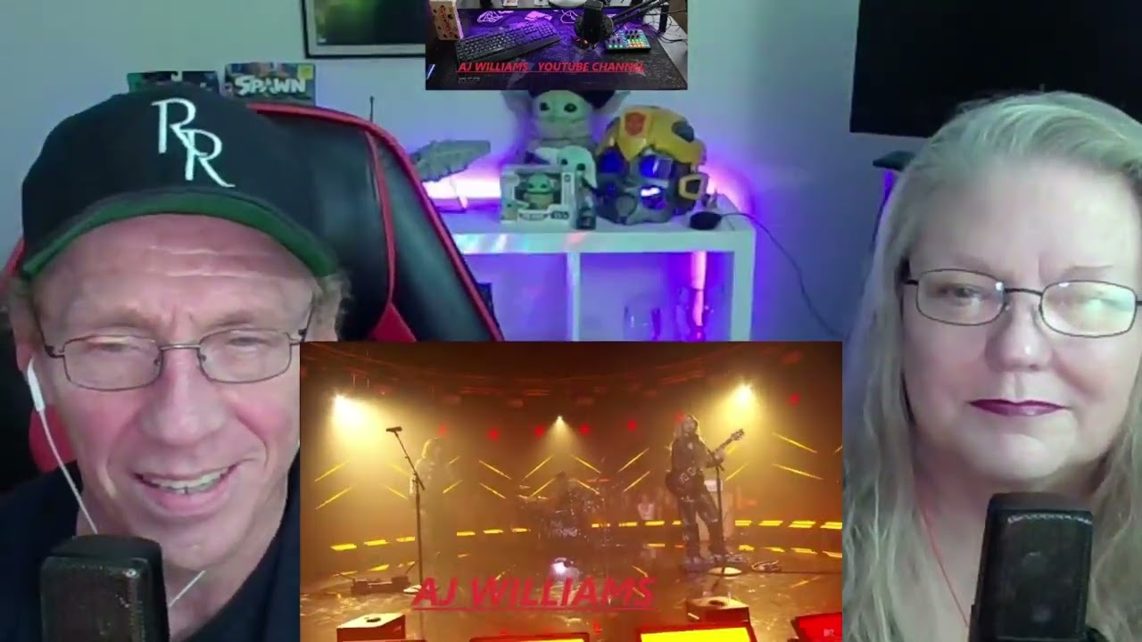 The Warning Performs 