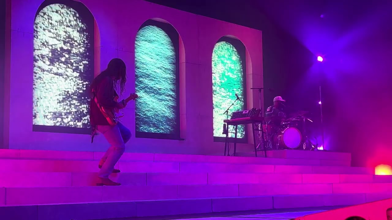 Khruangbin Time(You and I) live at the Woodlands Pavilion Houston, TX. 04/12/25.