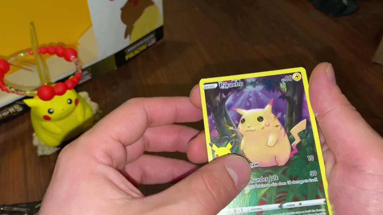 Completing the Pokemon Celebrations Set!! [Premium figure Collection] Pikachu VMAX