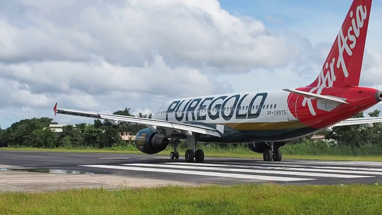 Airbus A320-214 AirAsia RP-C8975 Tagbilaran airport RPVT/TAG RWY35 November, 22, 2017