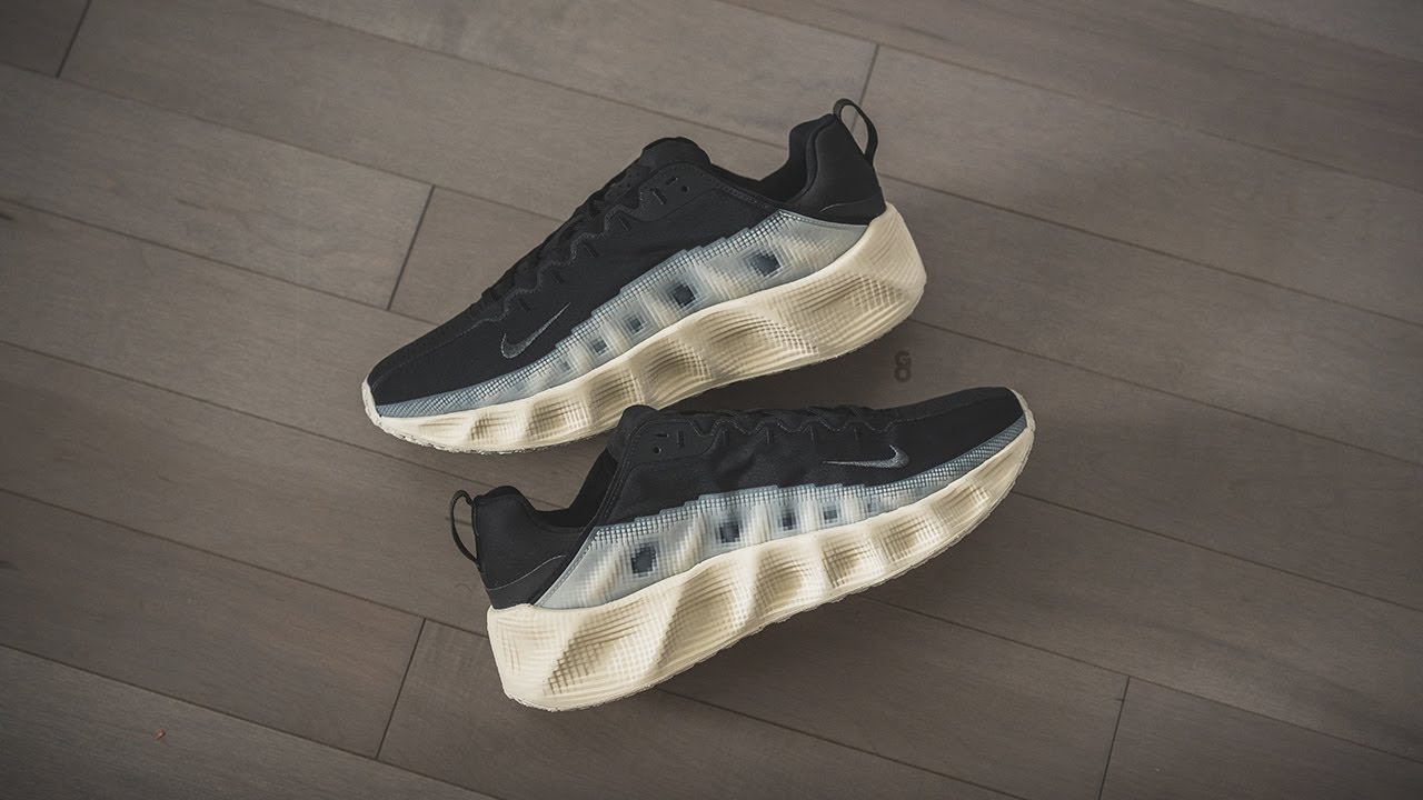 Nike Ava Rover 