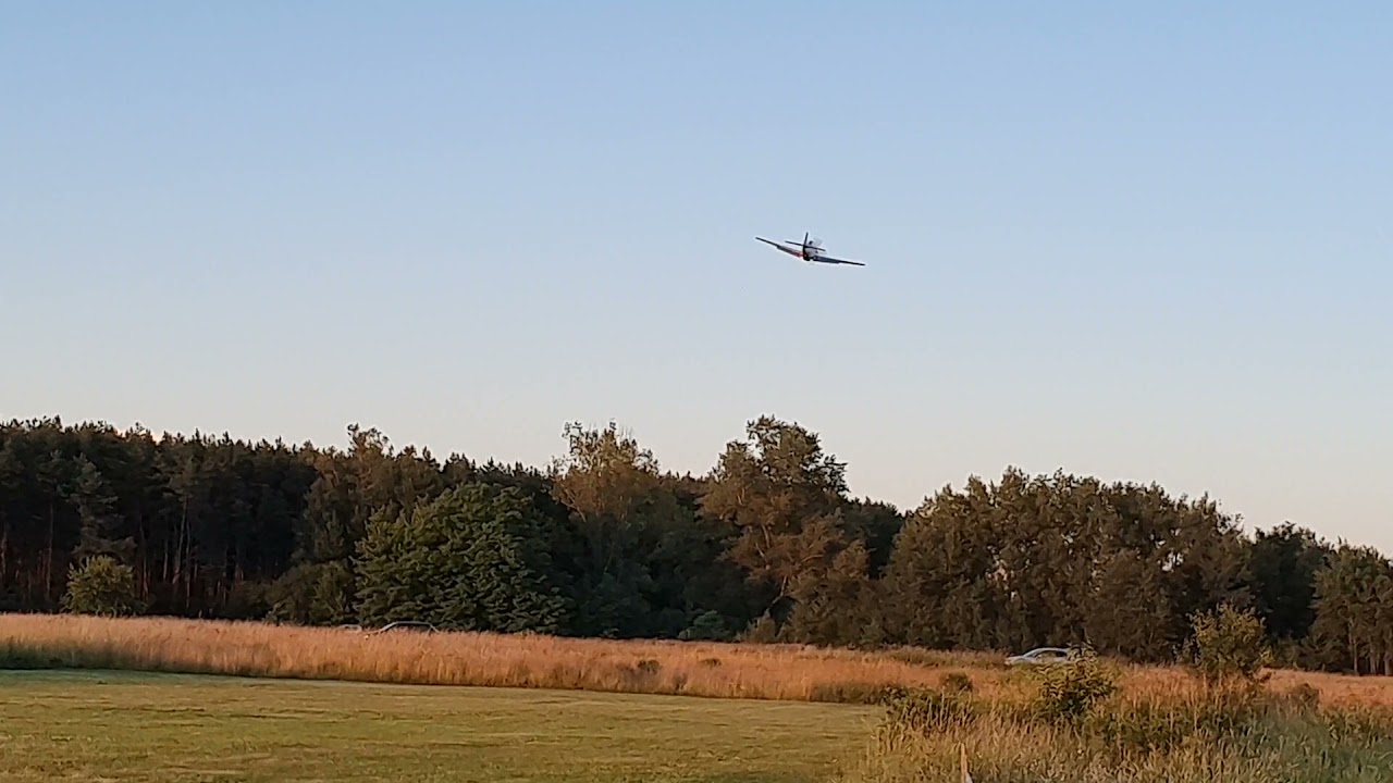 Mustang P51 przeloty i lądowanie .