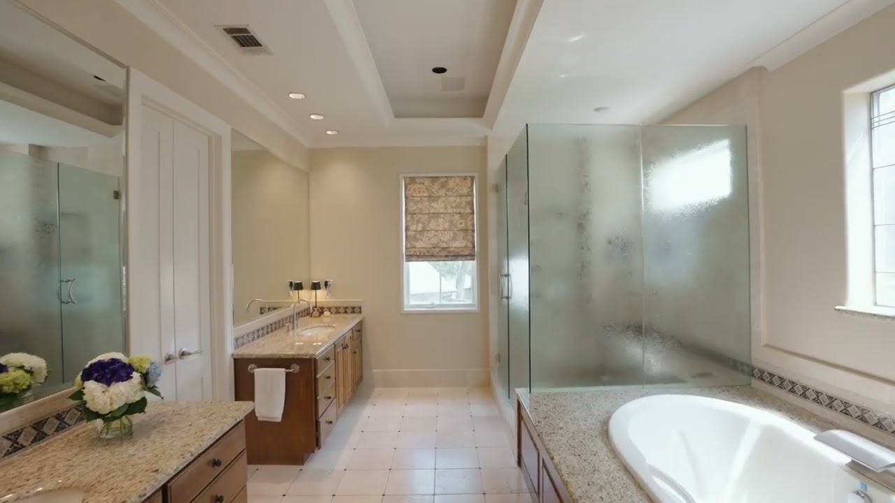 12023 Surrey Lane