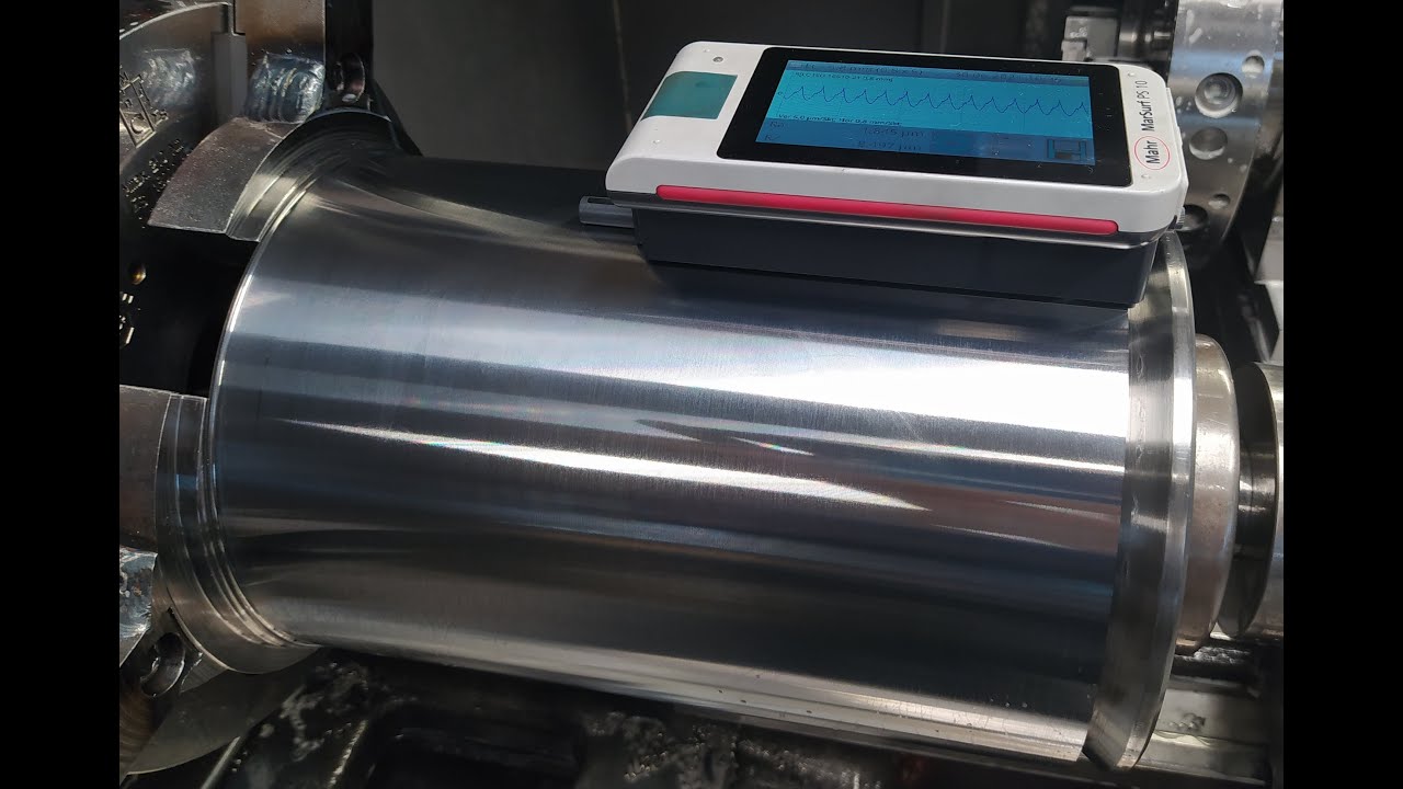 Oberfl&auml;chen Rauigkeit - Rauheit Ra pr&uuml;fen mit einem Rauheitsmessger&auml;t beim CNC-Drehen