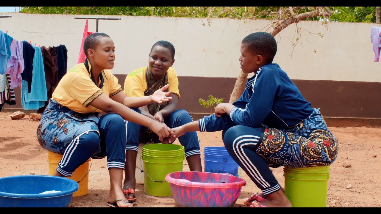 Emink High School Choir - Nisamehe (Official Music Video)