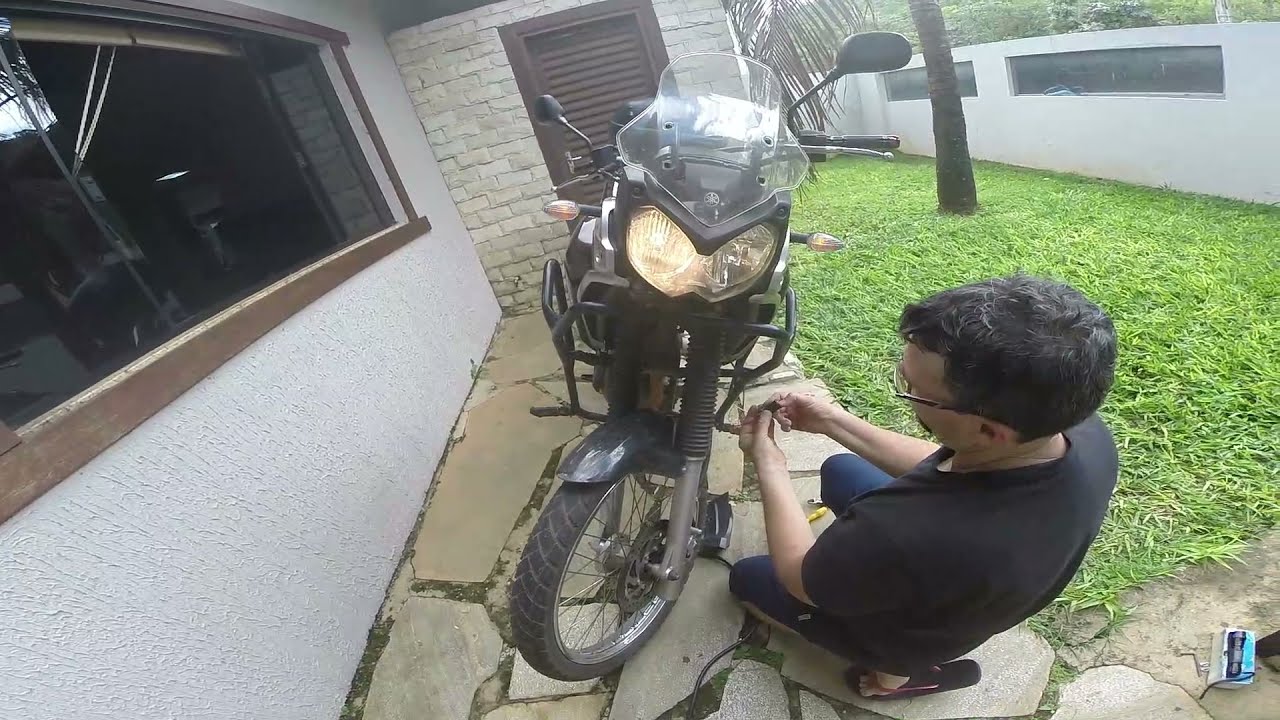 Instalando pisca alerta na Tenere 250