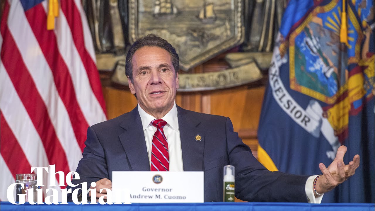 'You're 100% wrong': Cuomo clashes with reporters over New York school closures