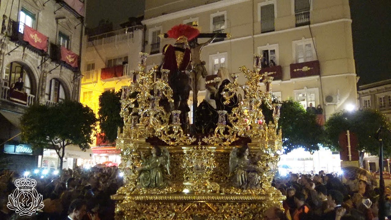 Entrada del Stmo. Cristo de la Sagrada Lanzada en el Salvador | Miércoles Santo 2019