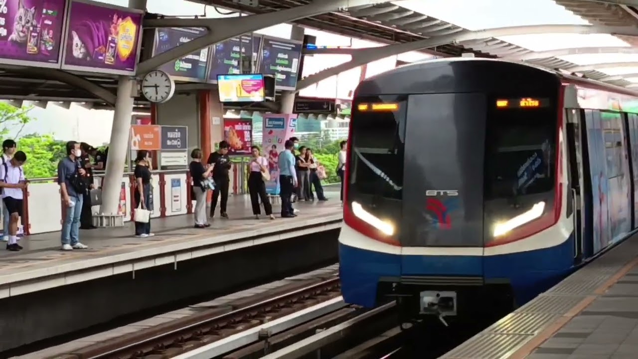 BTS Skytrains {CRRC Changchun EMU B3}