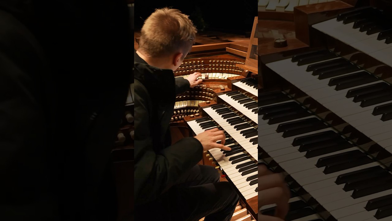 Let&lsquo;s wake up some people! 😇 Part 13 #music #organ #church