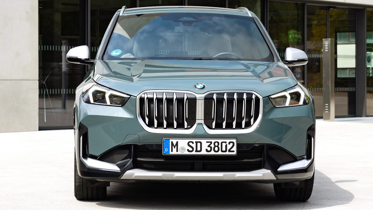 Новый BMW X1 2023 года — компактный кроссовер-внедорожник с фейслифтингом