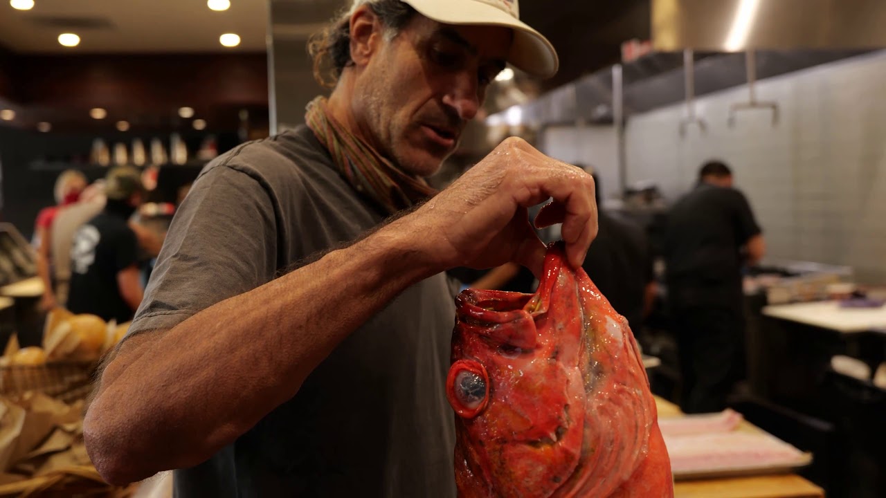 The art of being a fishmonger : Sean Shannon of El Pescador, La Jolla, California