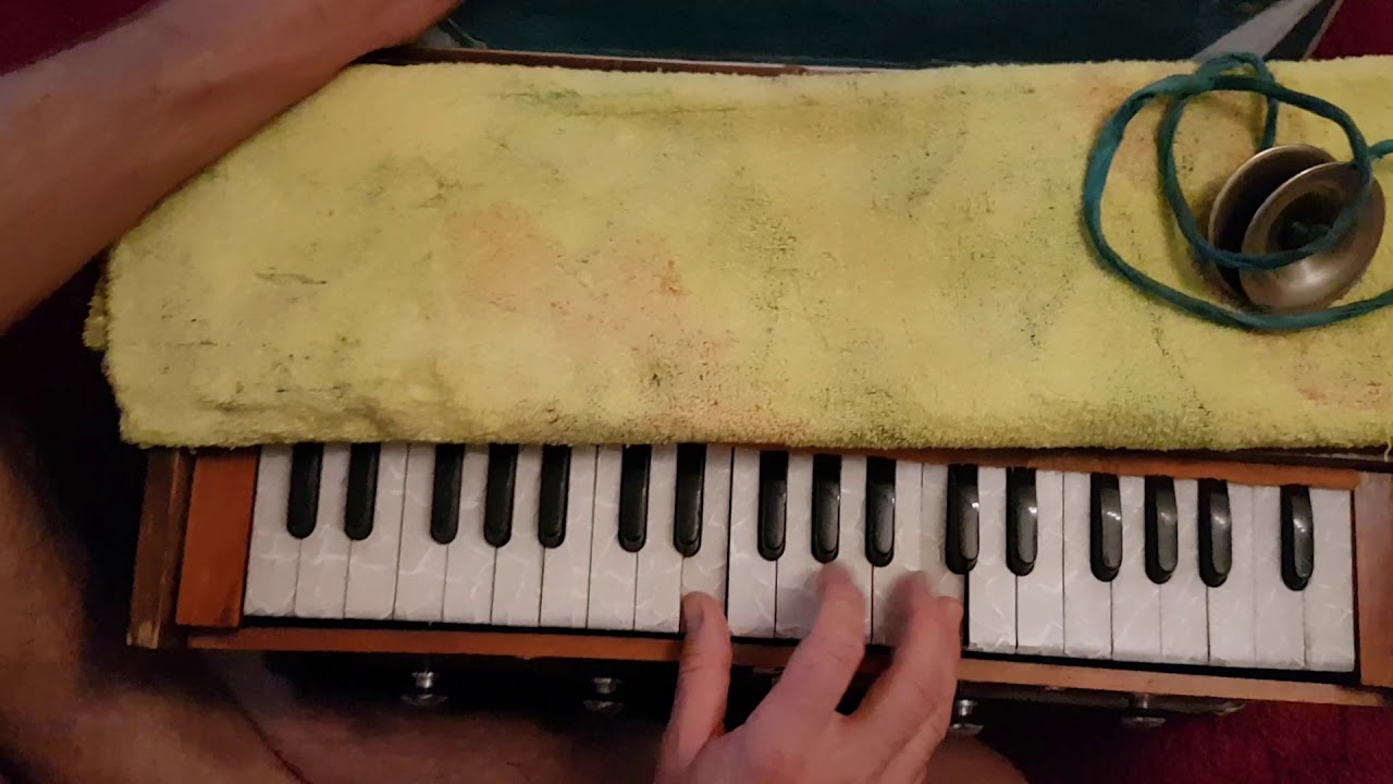 Тарана пр. Аккорды киртан, Маха мантра, Харе Кришна Chords Maha mantra kirtan harmonium tutorial