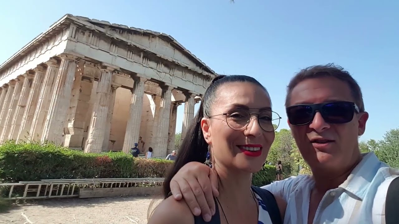 Greetings to our friends & family in Athens / Athina (from Mike & Eri)