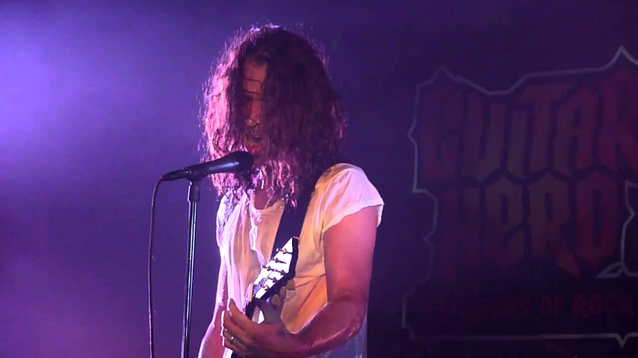 Soundgarden - Black Rain (first time played live) @ Guitar Hero Launch party.