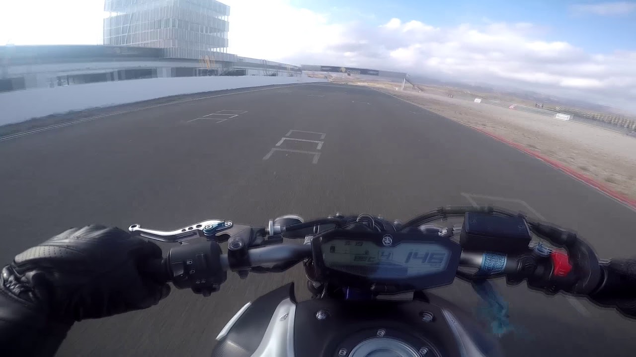 Dos vueltas al Circuito de Almeria -  MT-07 - SC Project