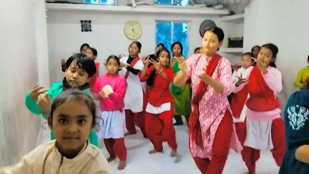 Kushal Deka নাদুভংগী গীতৰ নাচ Trinayan Sangeet mahavidyalaya Mangaldoi 