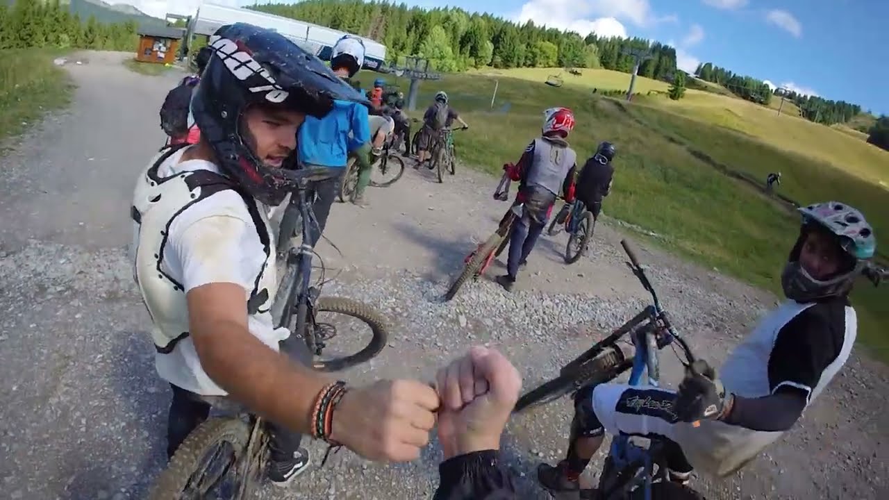 Primeiro dia de DOWNHILL NA FRANÇA! 🇫🇷 - LES GETS - 2025