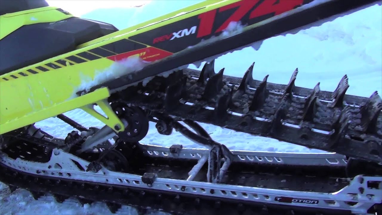 2015 Ski-Doo Summit X 800 T3 174 and T3 163 - January SnoWest ride