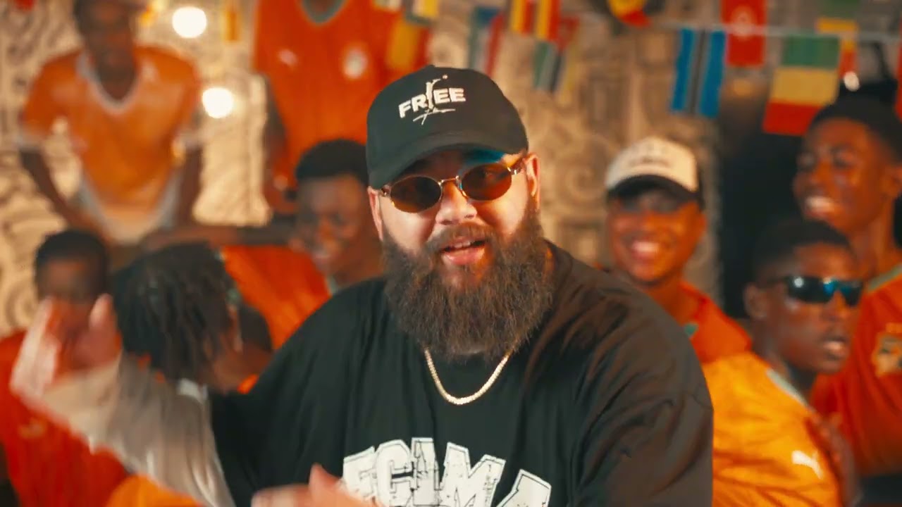 MOMO HAYEK _ ON EST PRÊT! FT TEAM2POY ,@CeudroTheskrrtofficielTAZEBOY (CLIP OFFICIEL)