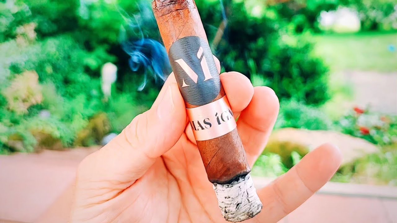 Luciano Cigars Mas Igneus Short Robusto | Zigarren Review